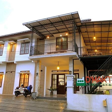 Oyo 350 D' Maktab Homestay Syariah Malang Exterior foto